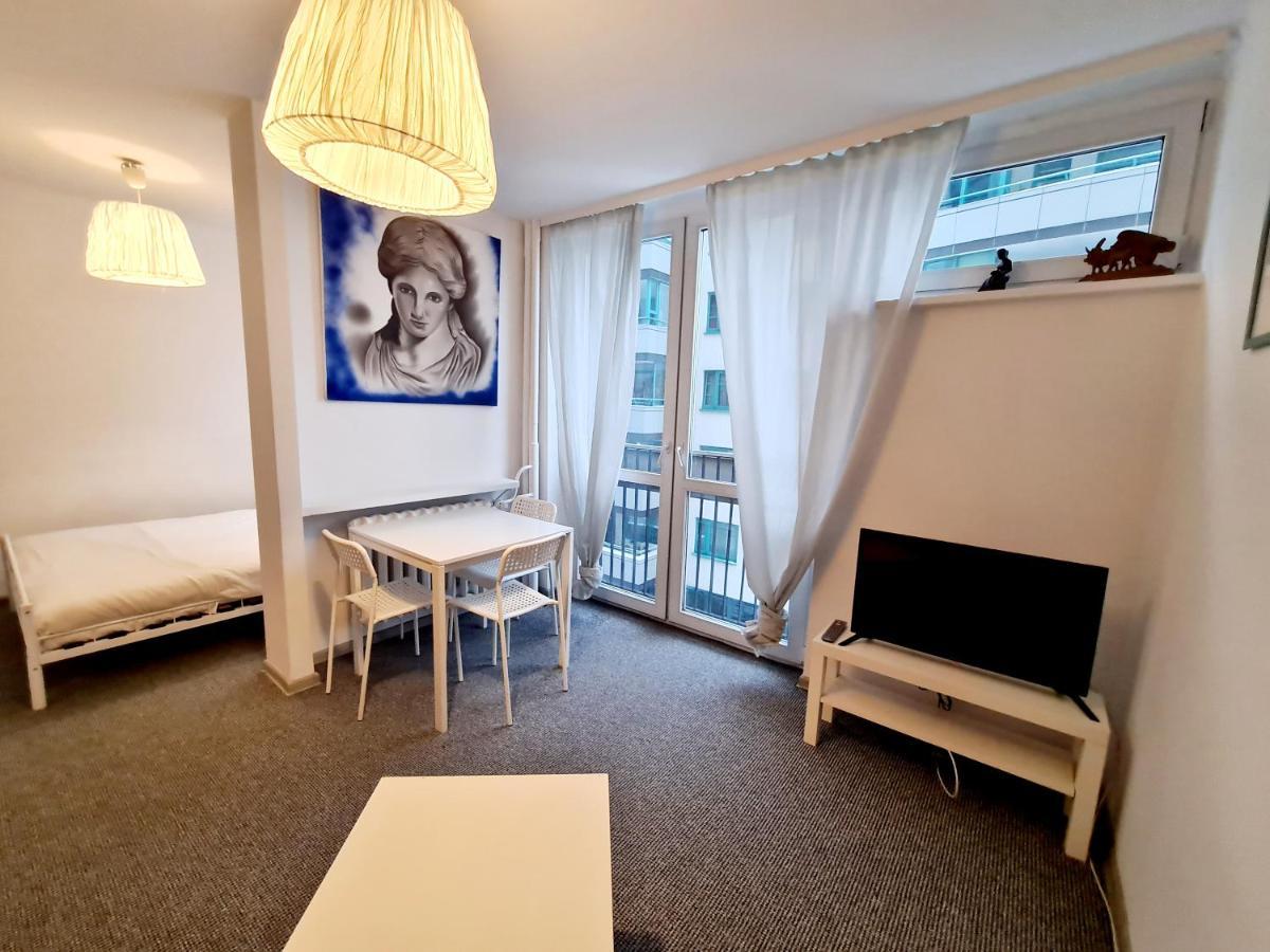 Topfloor Greeceflat A Cosy Flat In The City Center Apartamento Varsovia Exterior foto