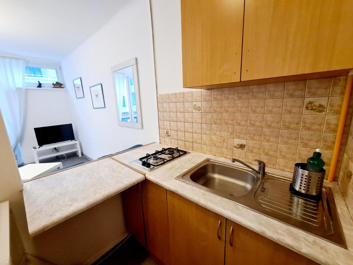 Topfloor Greeceflat A Cosy Flat In The City Center Apartamento Varsovia Exterior foto